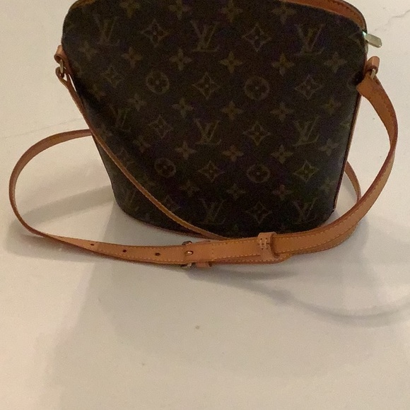 COPY - Auth Louis Vuitton Drouot Cross Body Crossbody Bag - Picture 8 of 8